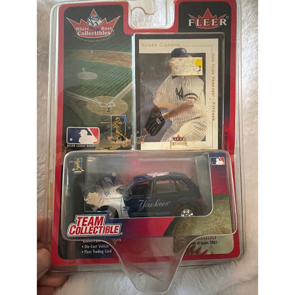 NEW 2001 Fleer Team Collectible Roger Clemens Yankees PT Cruiser Card Diecast